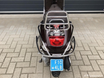 Vespa LX 50 Touring bruin